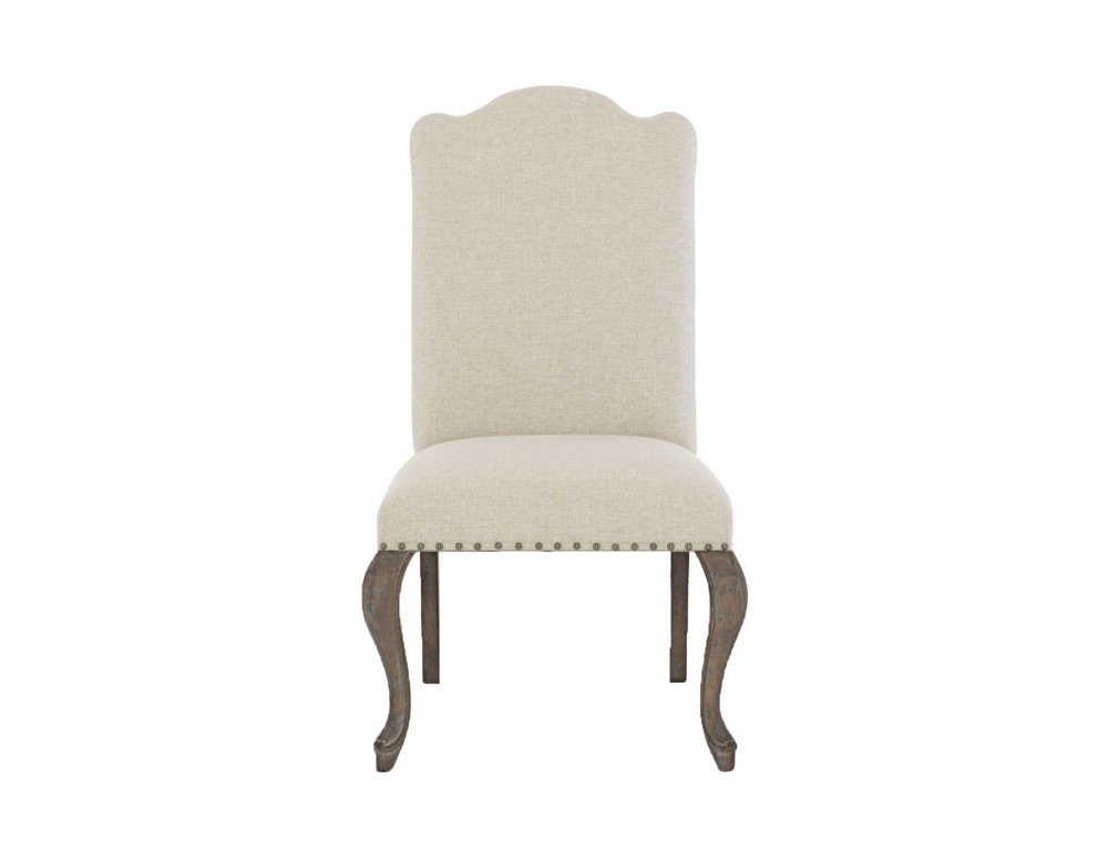 Стул Campania с декоративными гвоздиками в салоне Мебель Давинчи