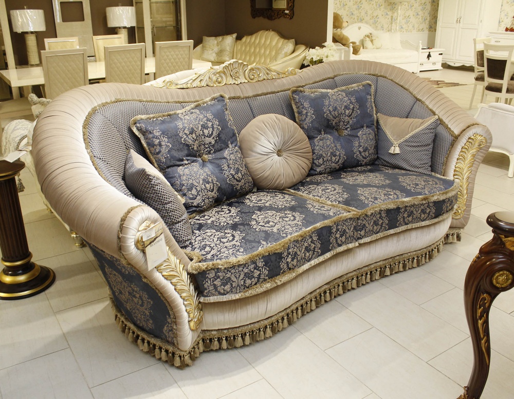 Королевский комфорт с диваном Beatrice от Meda