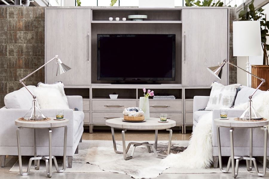 Столик журнальный придиванный  CHATHAM от фабрики Universal Furniture Америка