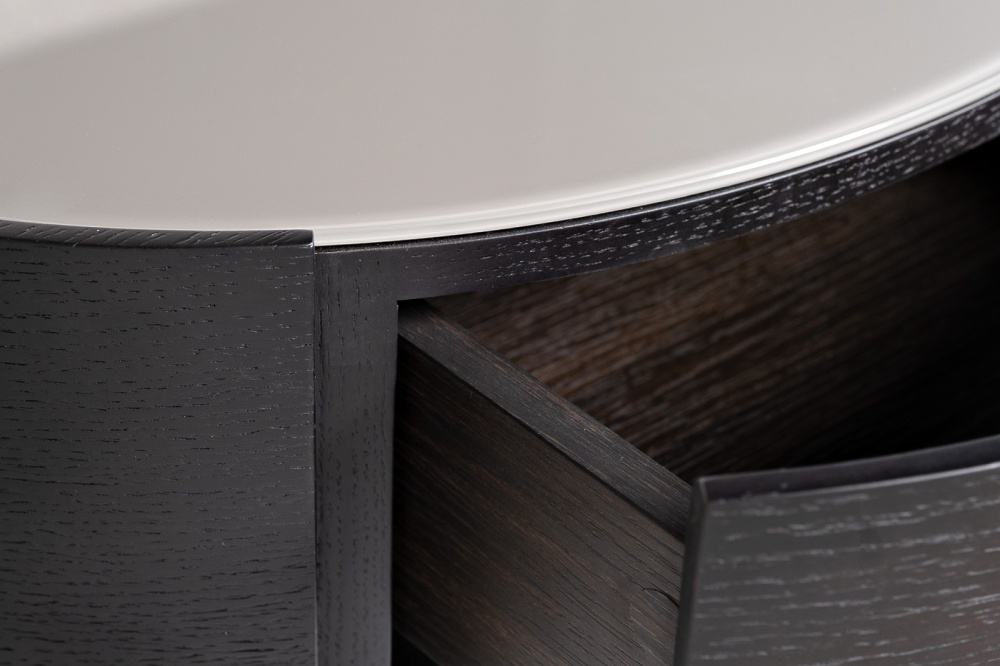 Тумбочка 58,3*43,5*55см