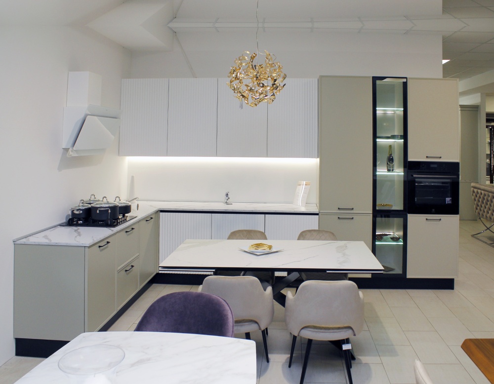 Кухня в современном стиле недорого VITTO из наличия купить в Москве