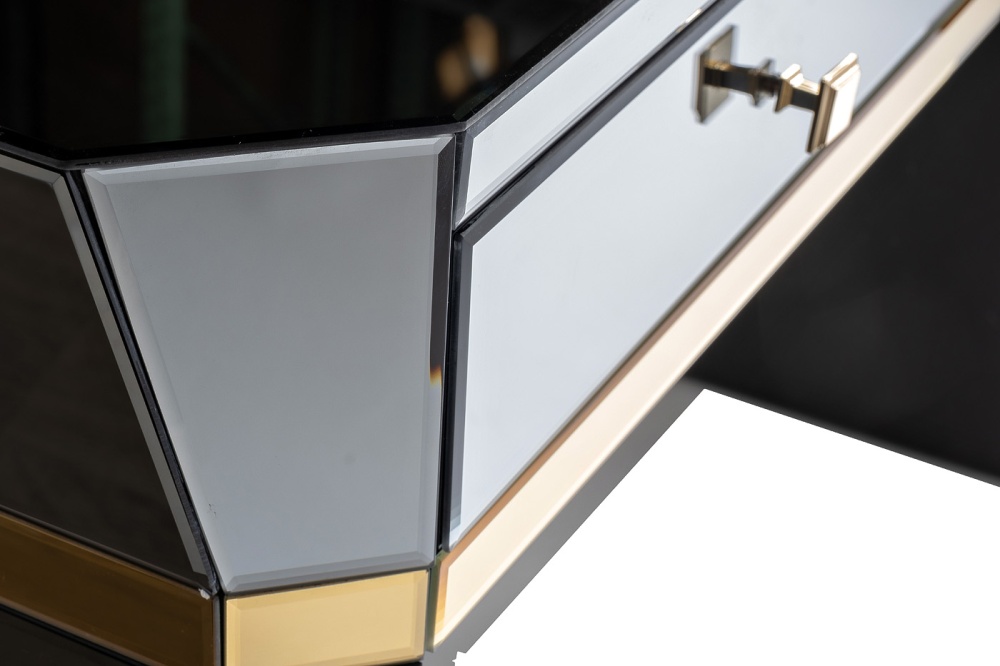 Консоль 2 ящика с золотистой отделкой 120*42*79см