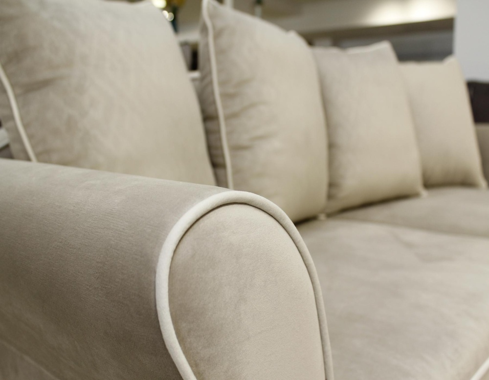 Прямой диван Bella Evanty