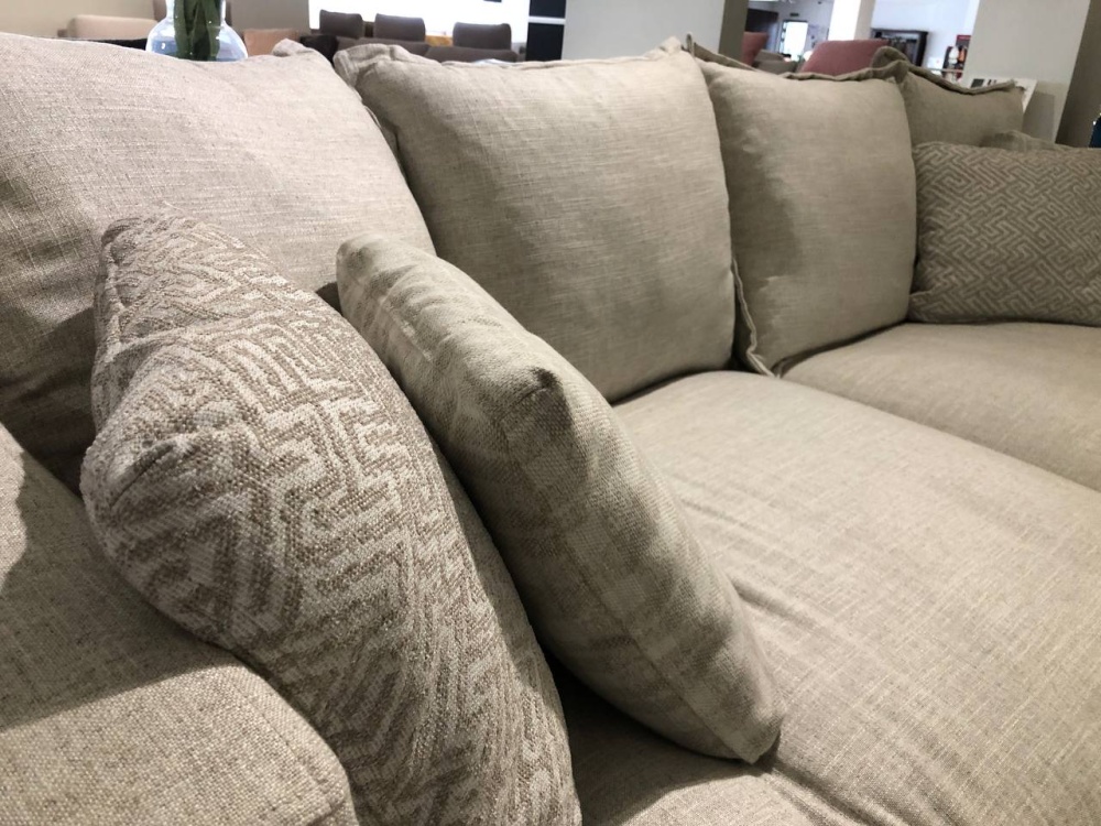 Диван Fedra Испания: Новая модульная программа мебели в премиум-версии