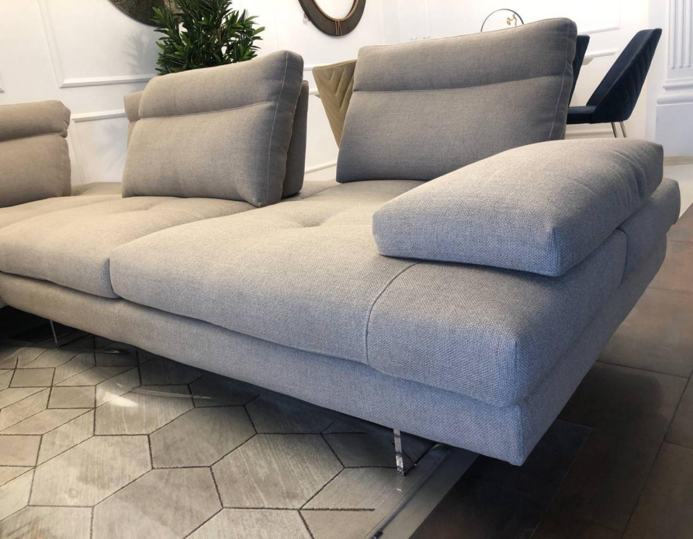 Диван Toby Wing: Раскройте крылья комфорта в вашем доме